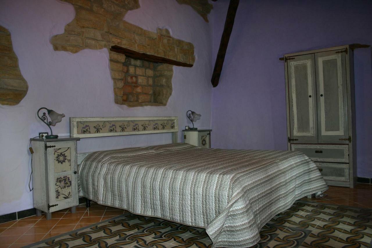 Selegas Sa Domu De Sa Contissa Bed & Breakfast エクステリア 写真