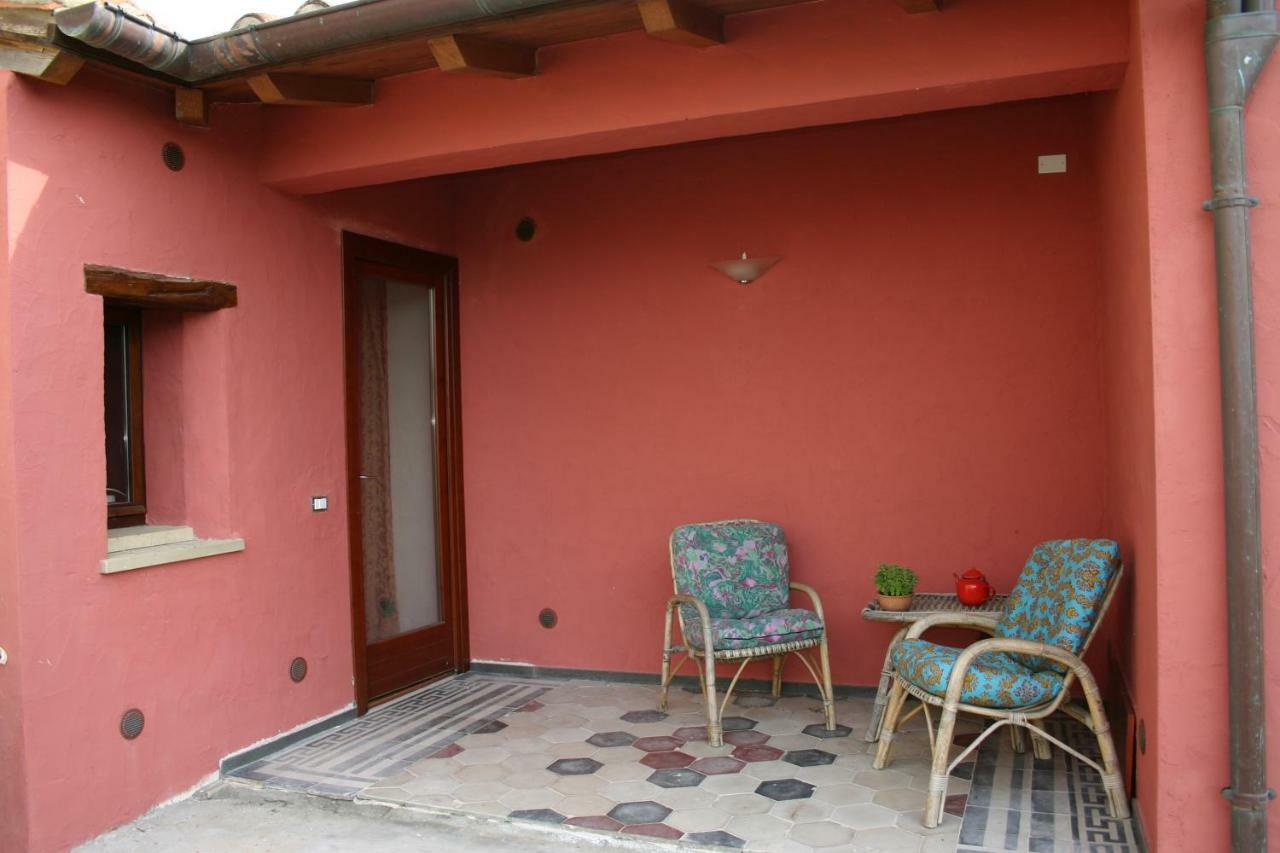 Selegas Sa Domu De Sa Contissa Bed & Breakfast エクステリア 写真